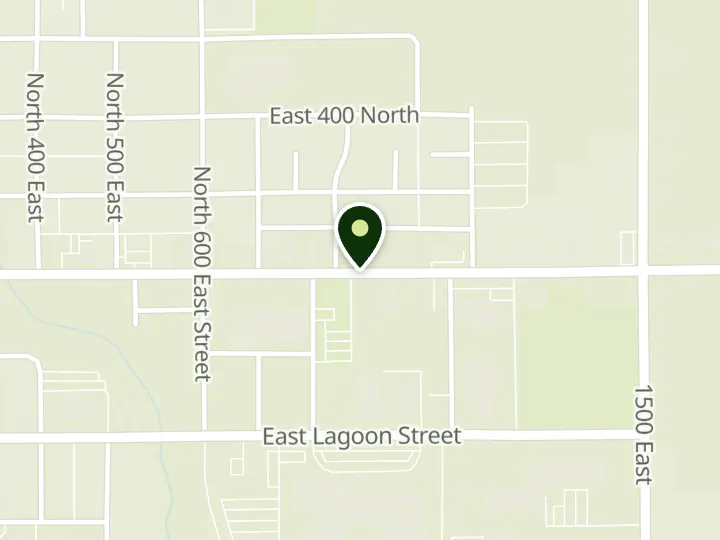 Map of the streets around Mountain America Credit Union, Roosevelt: 200 North, at 823 E 200 N, Roosevelt, UT 84066